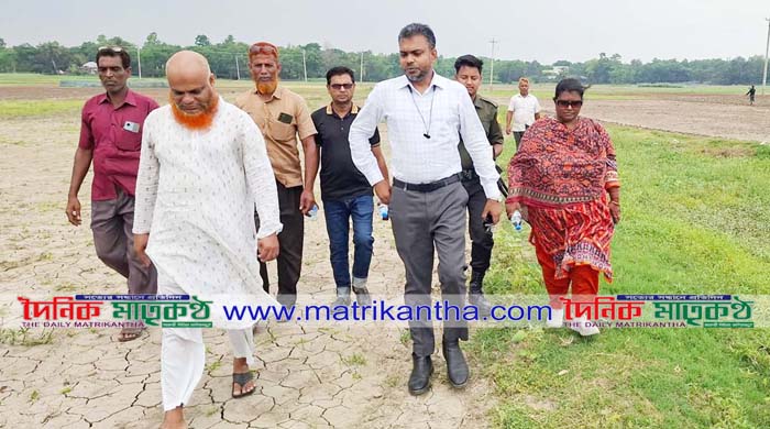 কালুখালীর মাজবাড়ী ইউনিয়নে খাল পুনঃখনন প্রকল্প পরিদর্শনে ইউএনও